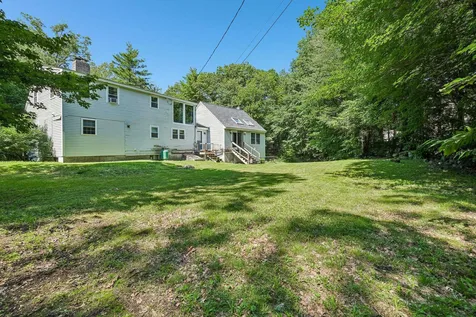 240 Wash Pond Road Hampstead NH 03841
