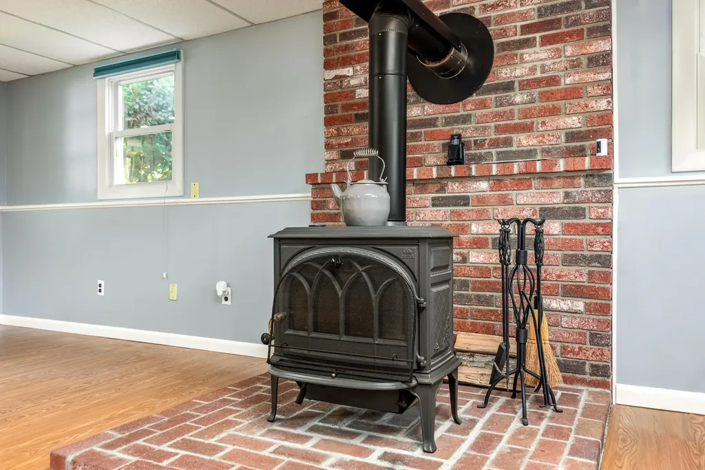 24 Anita Street Rochester NH 03867