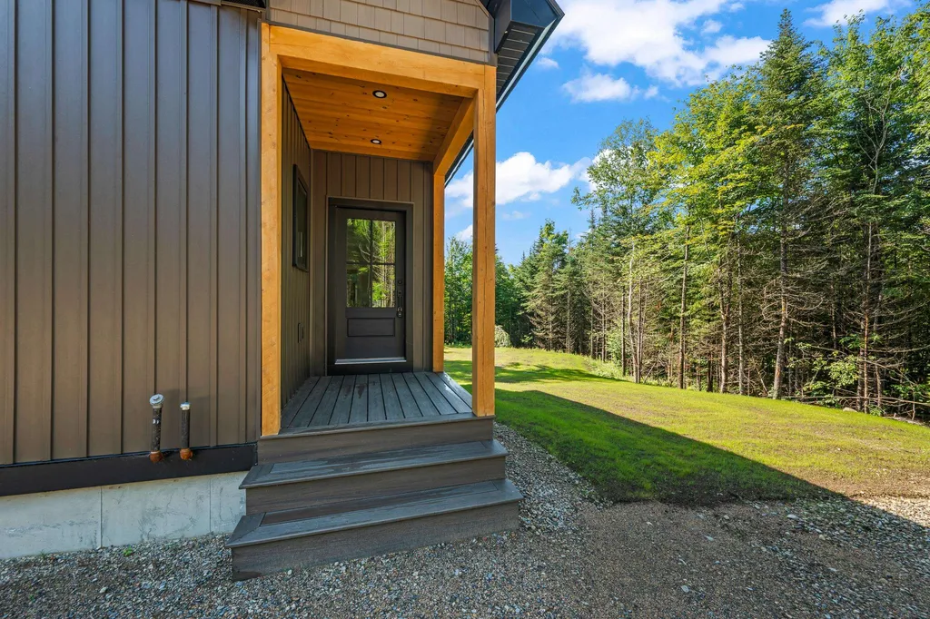 131 Mountain View Road Stark NH 03582