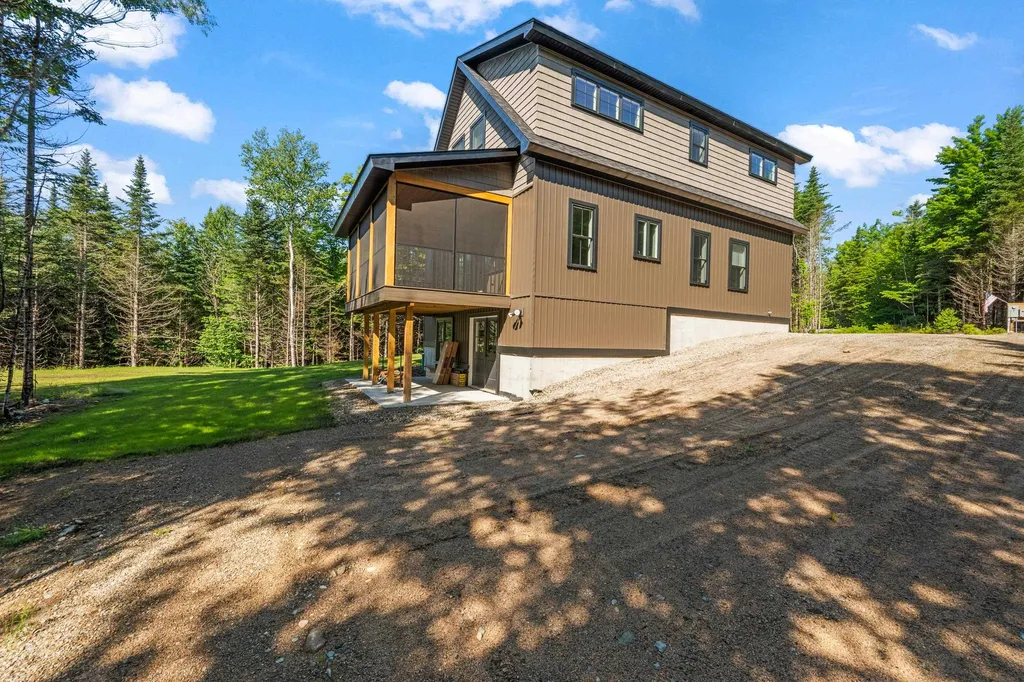 131 Mountain View Road Stark NH 03582