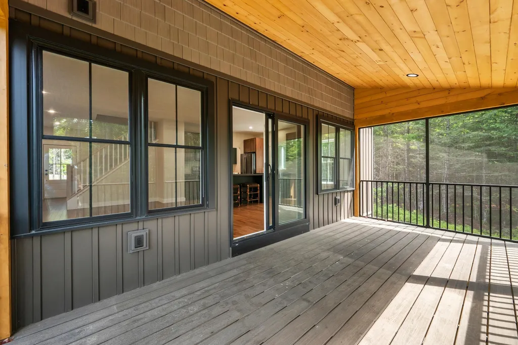 131 Mountain View Road Stark NH 03582