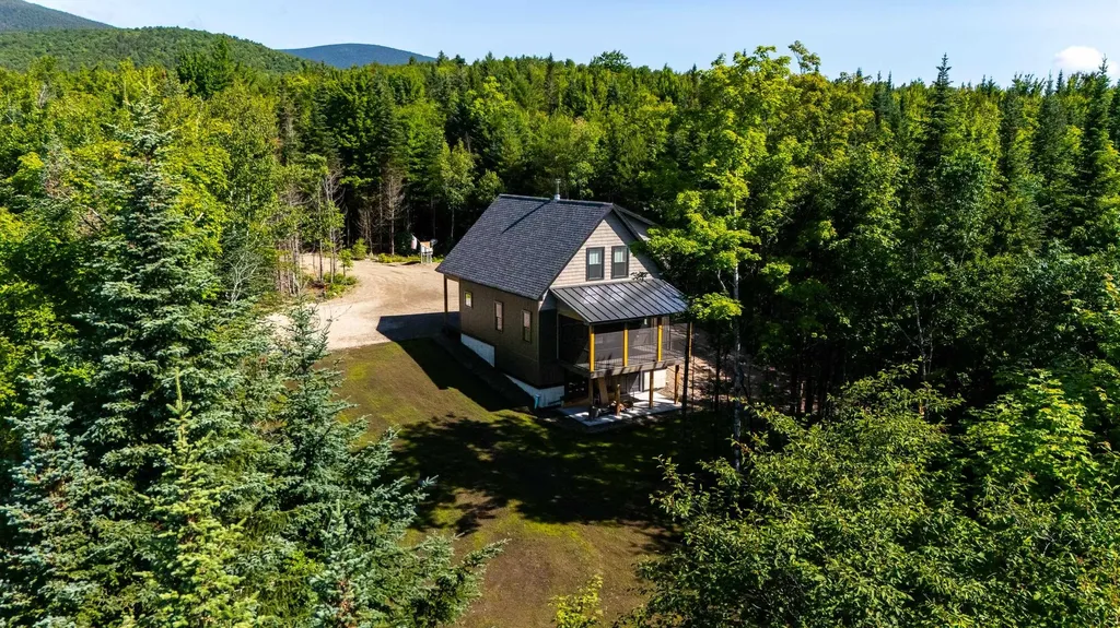 131 Mountain View Road Stark NH 03582