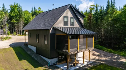131 Mountain View Road Stark NH 03582