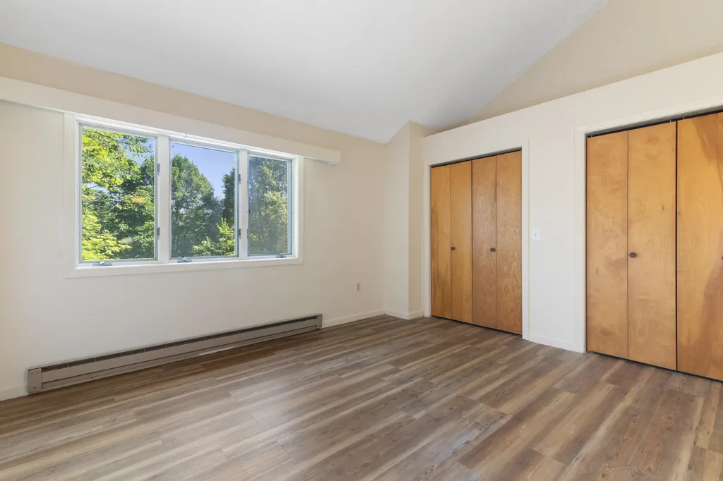 9 Evergreen Lane Brattleboro VT 05301