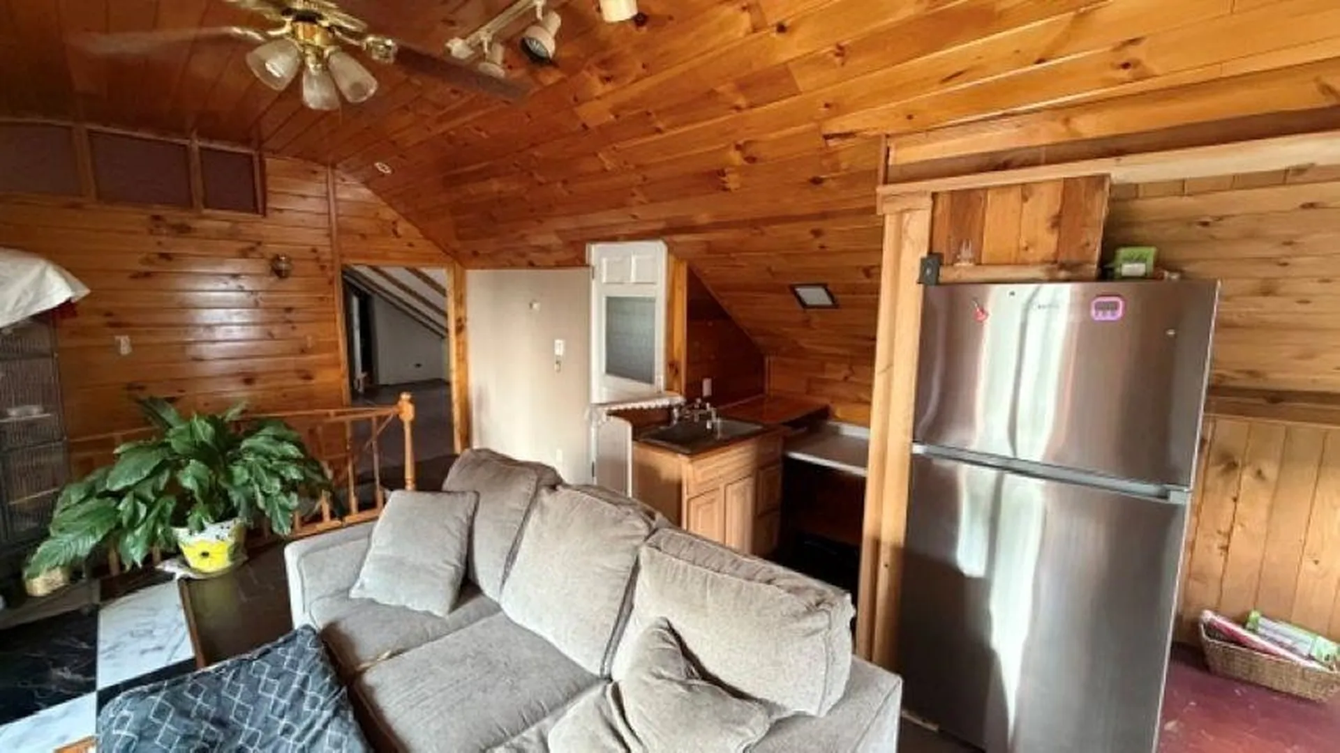 6053 Vt 100 Road Hyde Park VT 05655