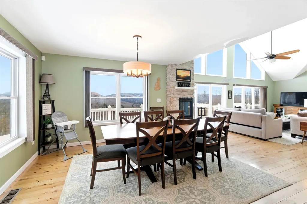 87 Glade Circle Campton NH 03223