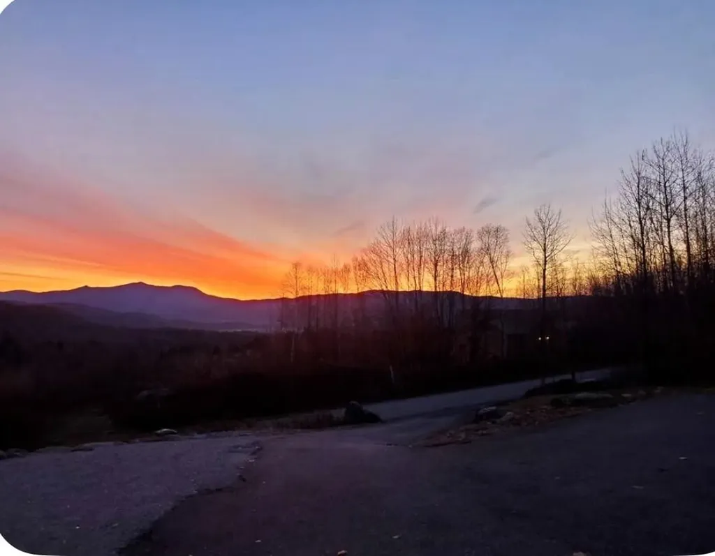 87 Glade Circle Campton NH 03223