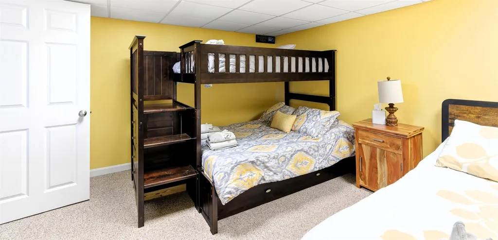 87 Glade Circle Campton NH 03223