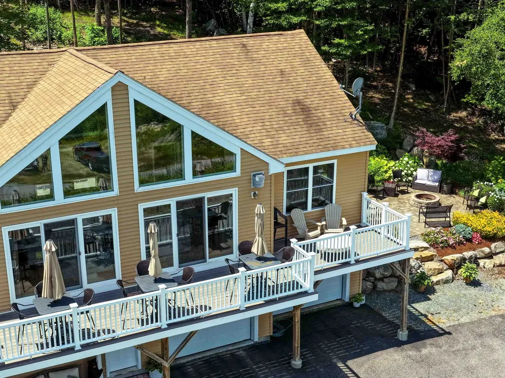 87 Glade Circle Campton NH 03223
