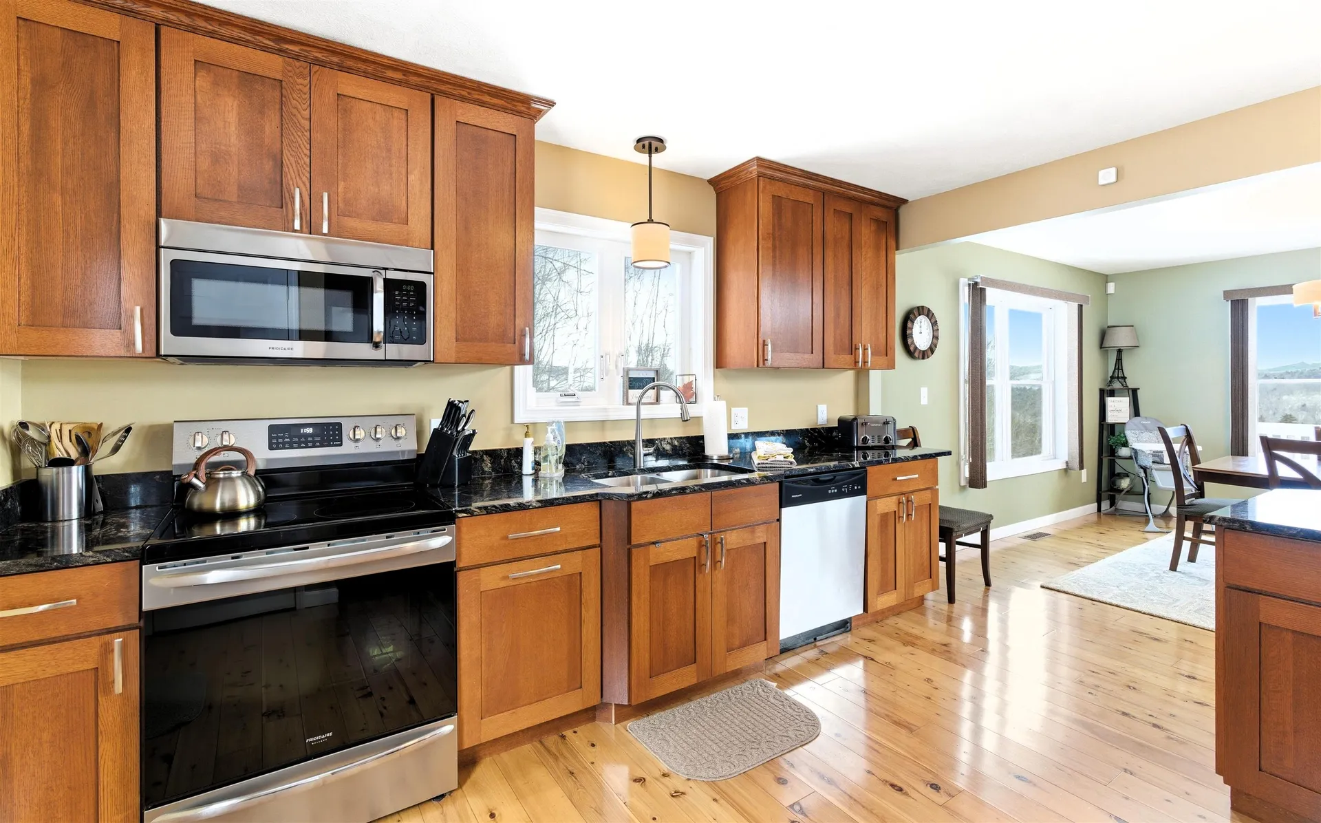 87 Glade Circle Campton NH 03223