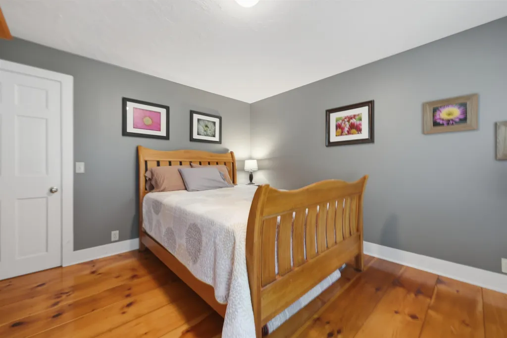72 Old Northfield Road Hinsdale NH 03451