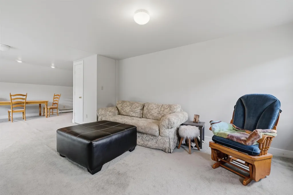 72 Old Northfield Road Hinsdale NH 03451