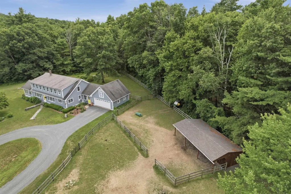 72 Old Northfield Road Hinsdale NH 03451