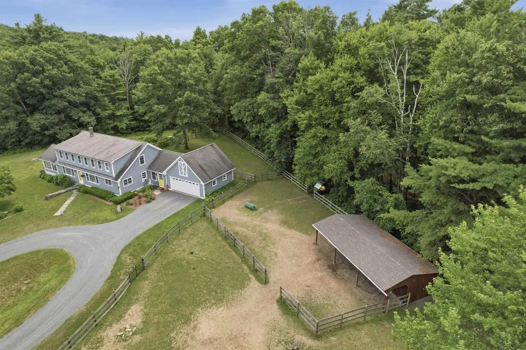 72 Old Northfield Road Hinsdale NH 03451