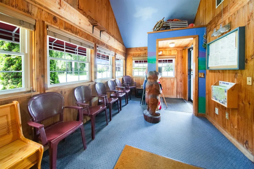 8013 Vt-17 Route Addison VT 05491