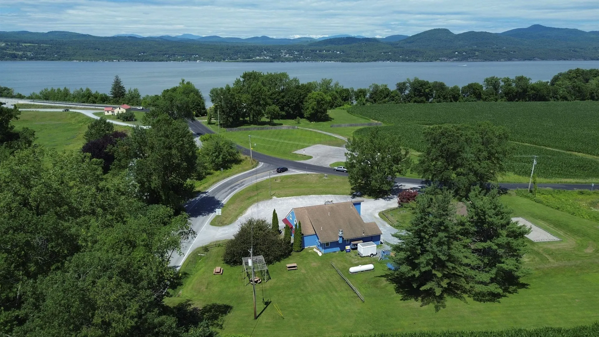 8013 Vt-17 Route Addison VT 05491