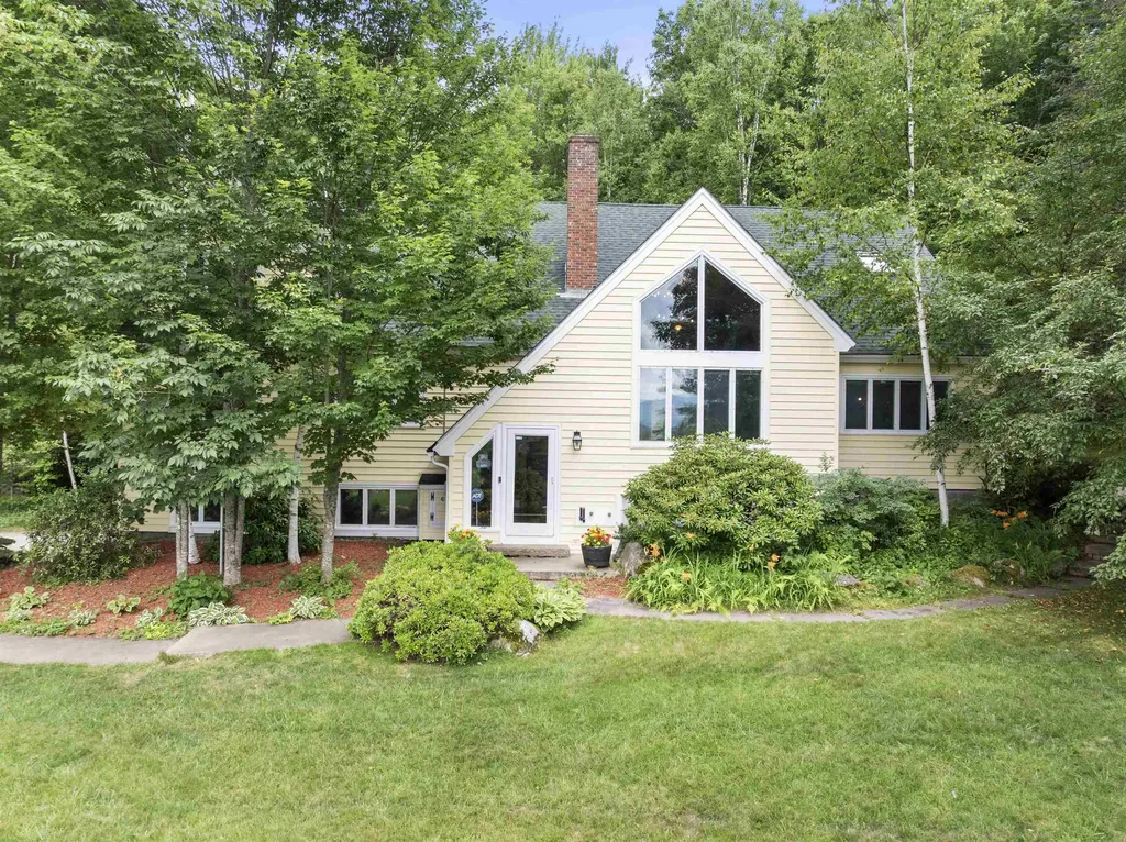 28 Mccoy Court Campton NH 03223