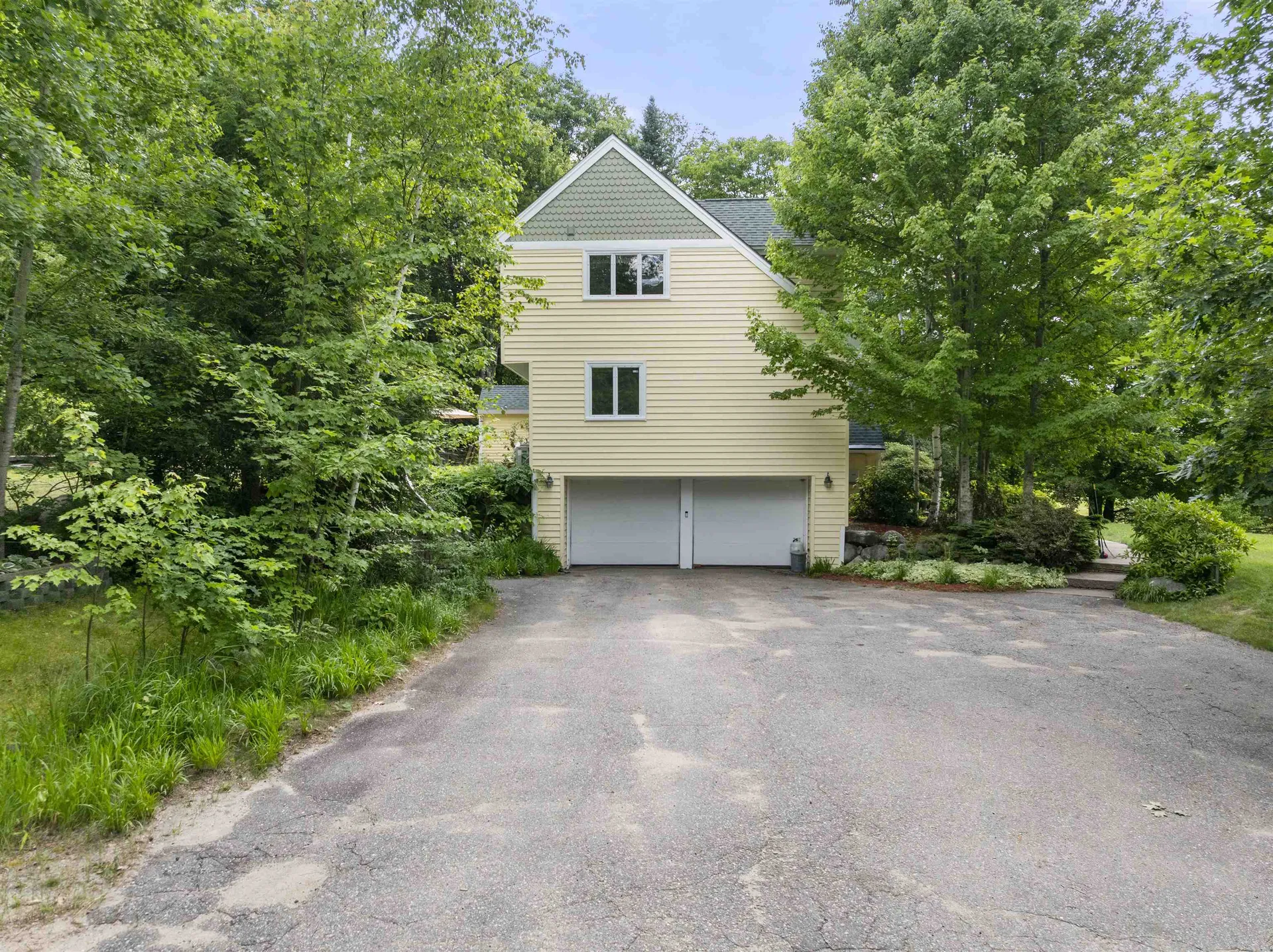 28 Mccoy Court Campton NH 03223