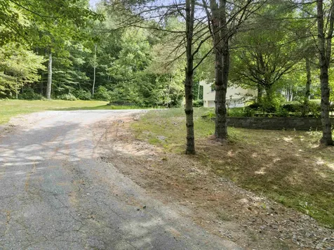 28 Mccoy Court Campton NH 03223