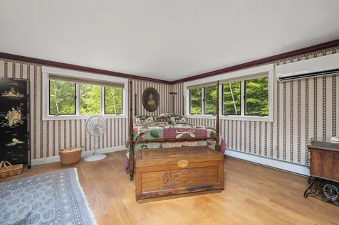 28 Mccoy Court Campton NH 03223