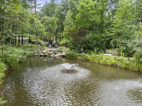 28 Mccoy Court Campton NH 03223
