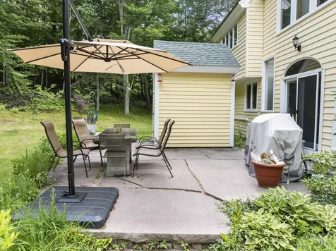 28 Mccoy Court Campton NH 03223