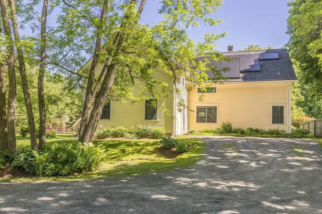 1211 Guptil Road Waterbury VT 05677