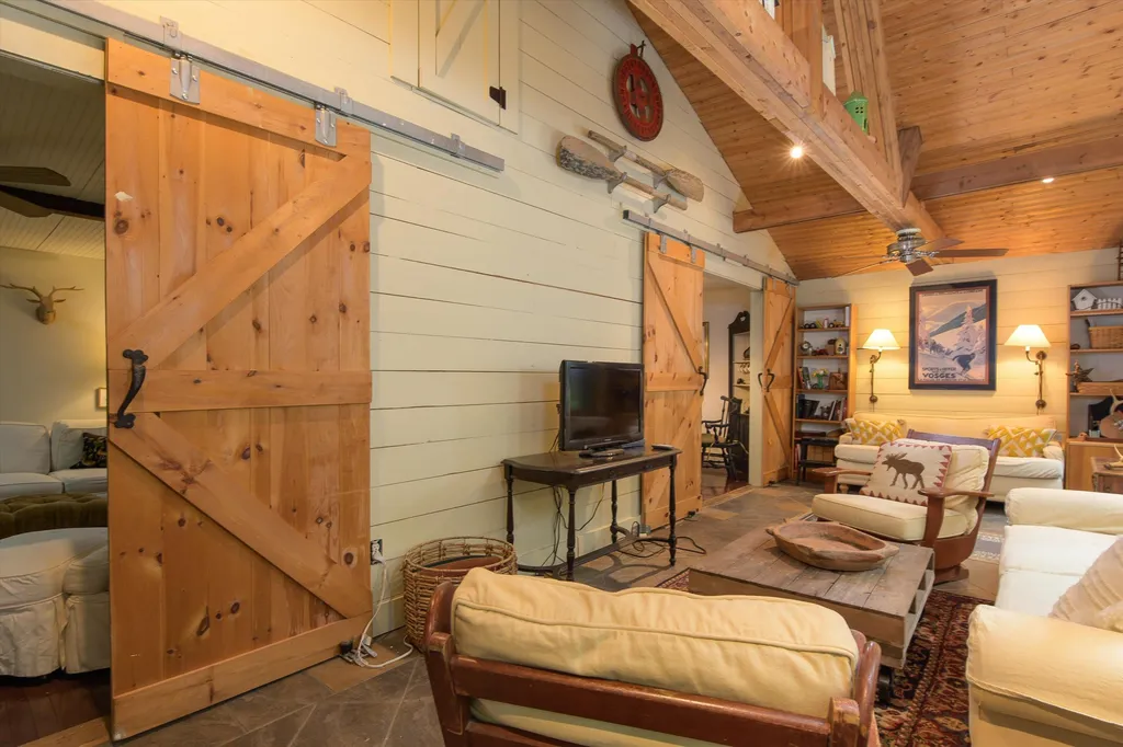 252 Tudor Road Sandgate VT 05250