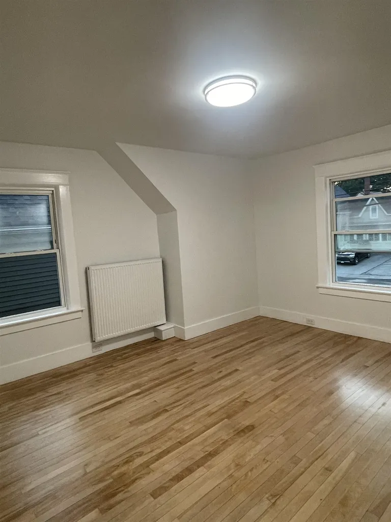 79 Gilford Avenue Laconia NH 03246