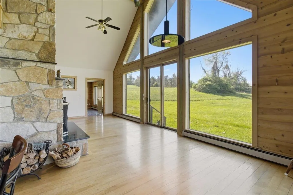 1278 Harrington Road Bennington VT 05201