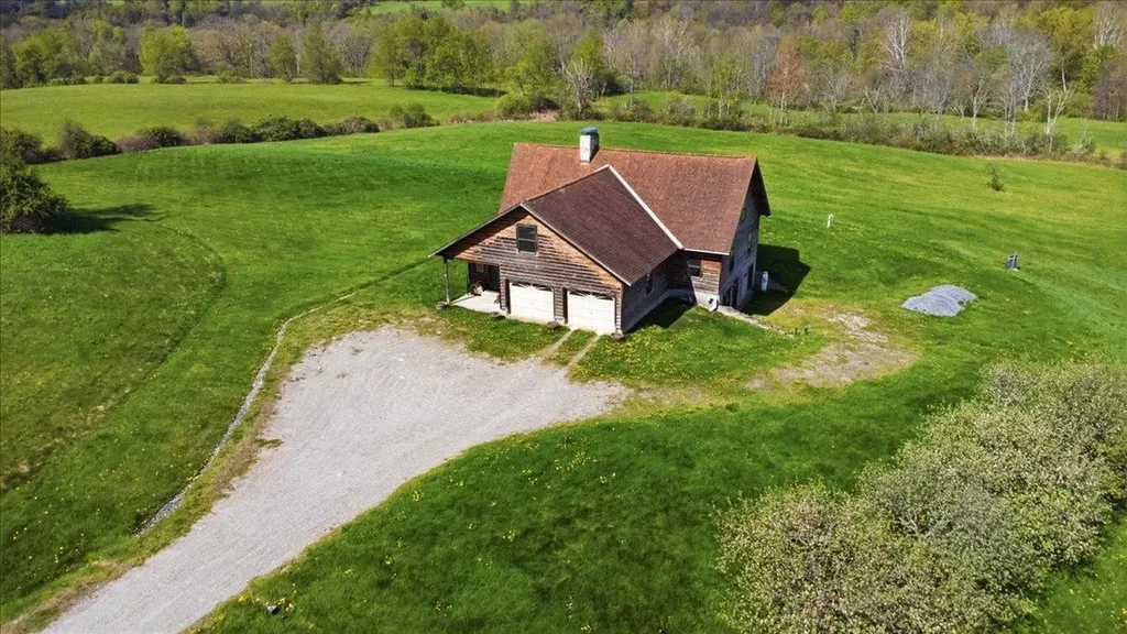 1278 Harrington Road Bennington VT 05201