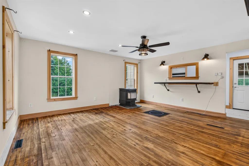 2 Willow Street Proctor VT 05765
