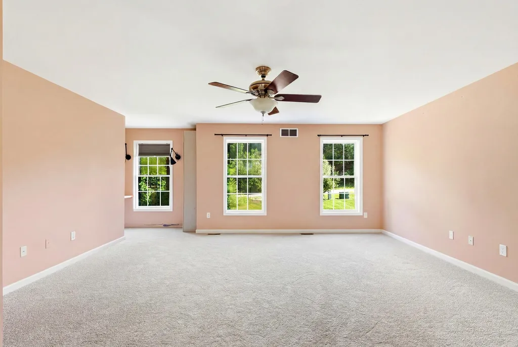 117 Holly Hill Farm Road Weare NH 03281