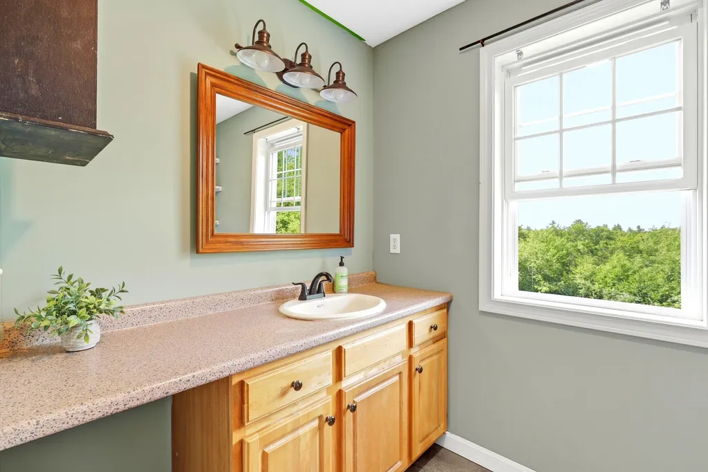 117 Holly Hill Farm Road Weare NH 03281