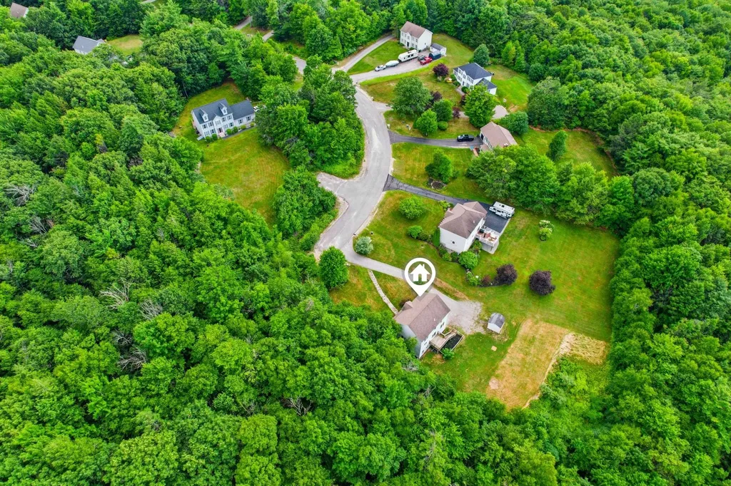 117 Holly Hill Farm Road Weare NH 03281