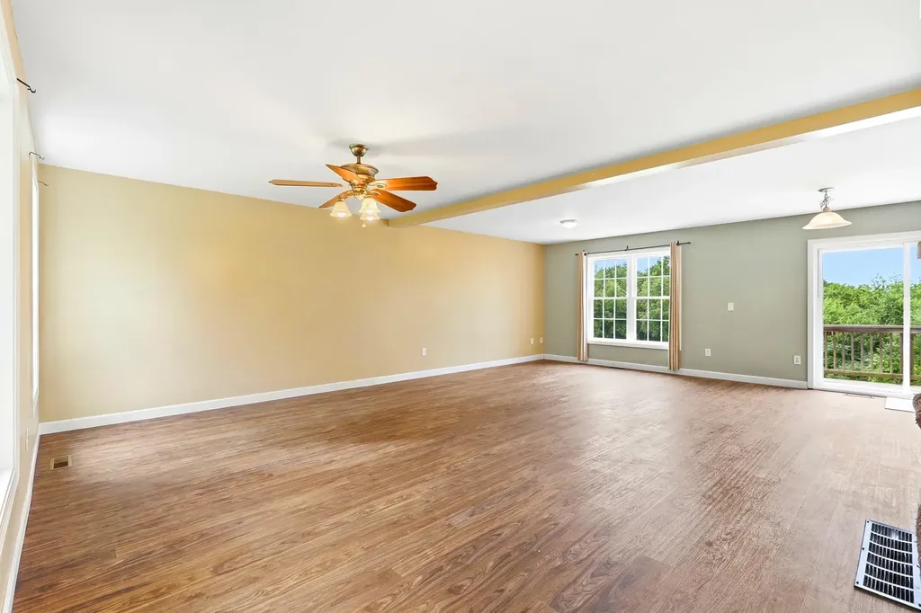 117 Holly Hill Farm Road Weare NH 03281