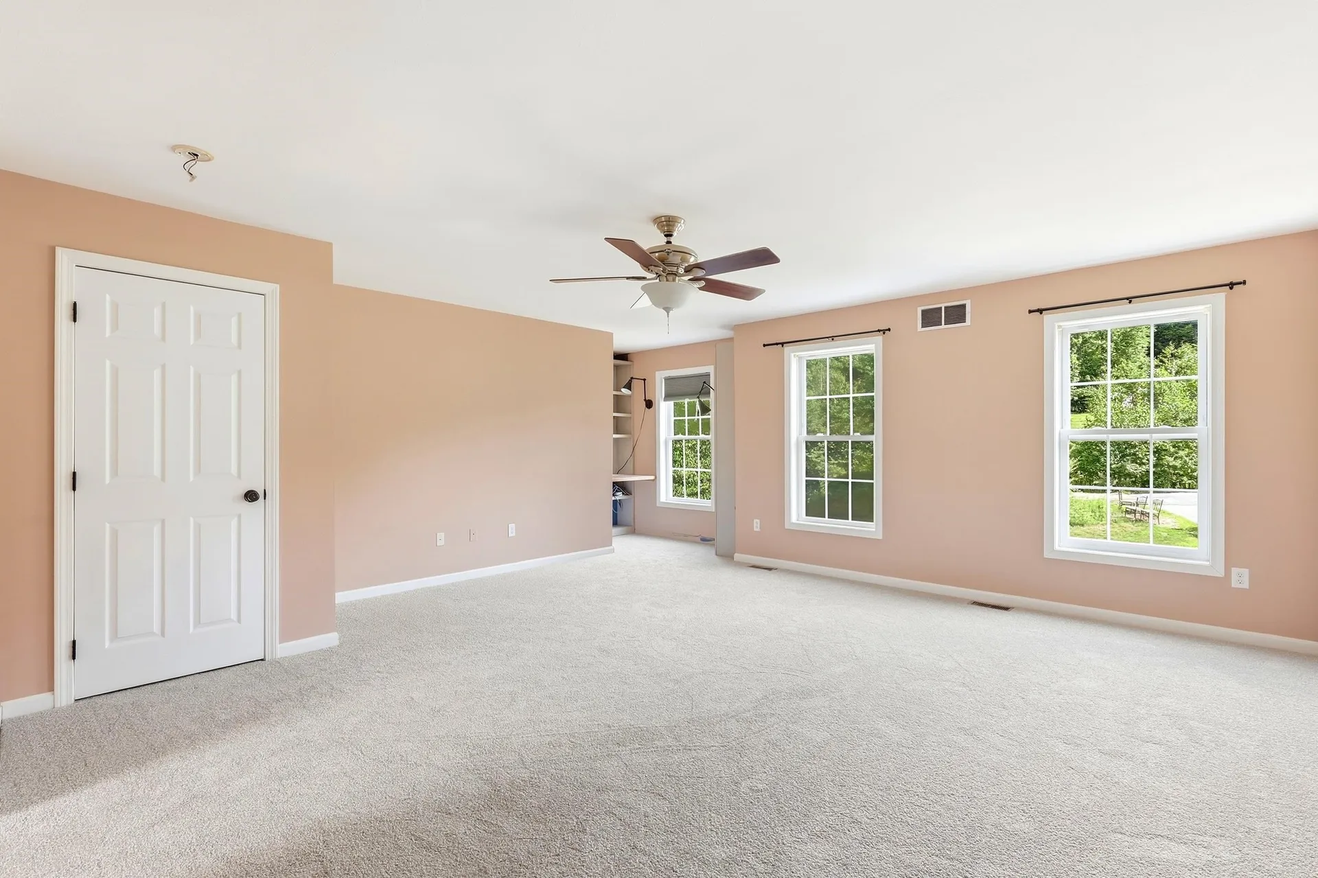 117 Holly Hill Farm Road Weare NH 03281