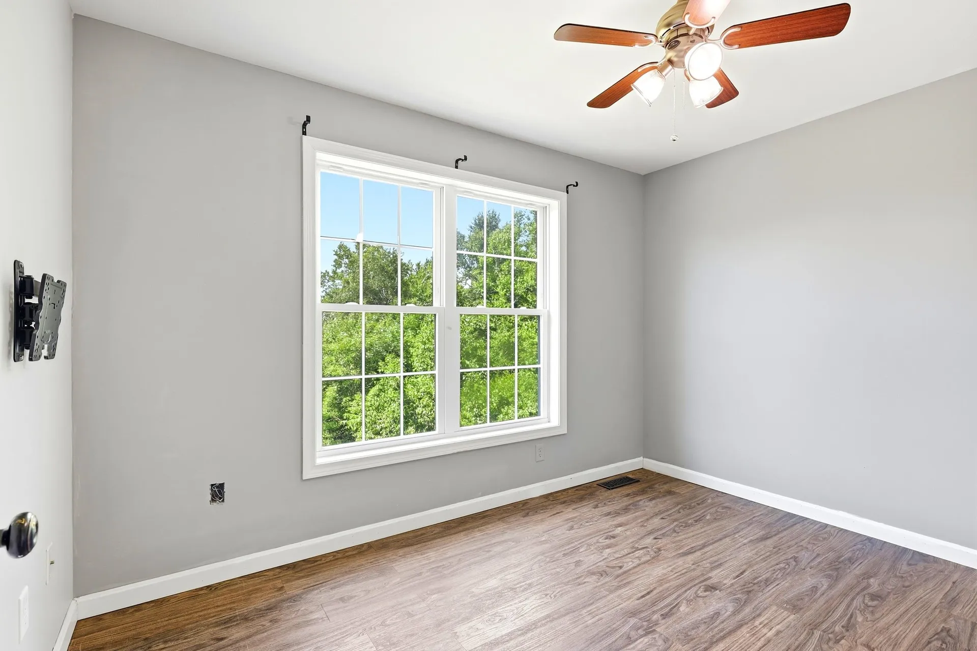 117 Holly Hill Farm Road Weare NH 03281