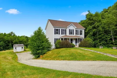117 Holly Hill Farm Road Weare NH 03281