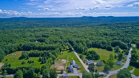 131 South Road Deerfield NH 03037