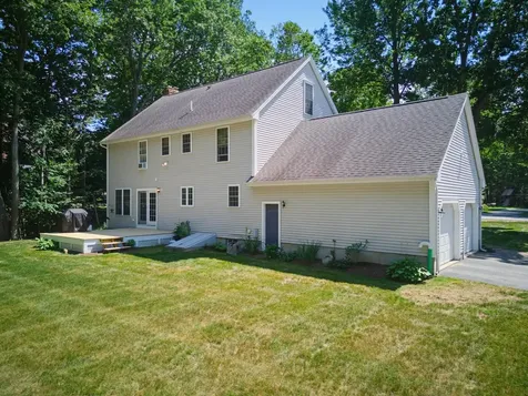 9 Champernowne Madbury NH 03823