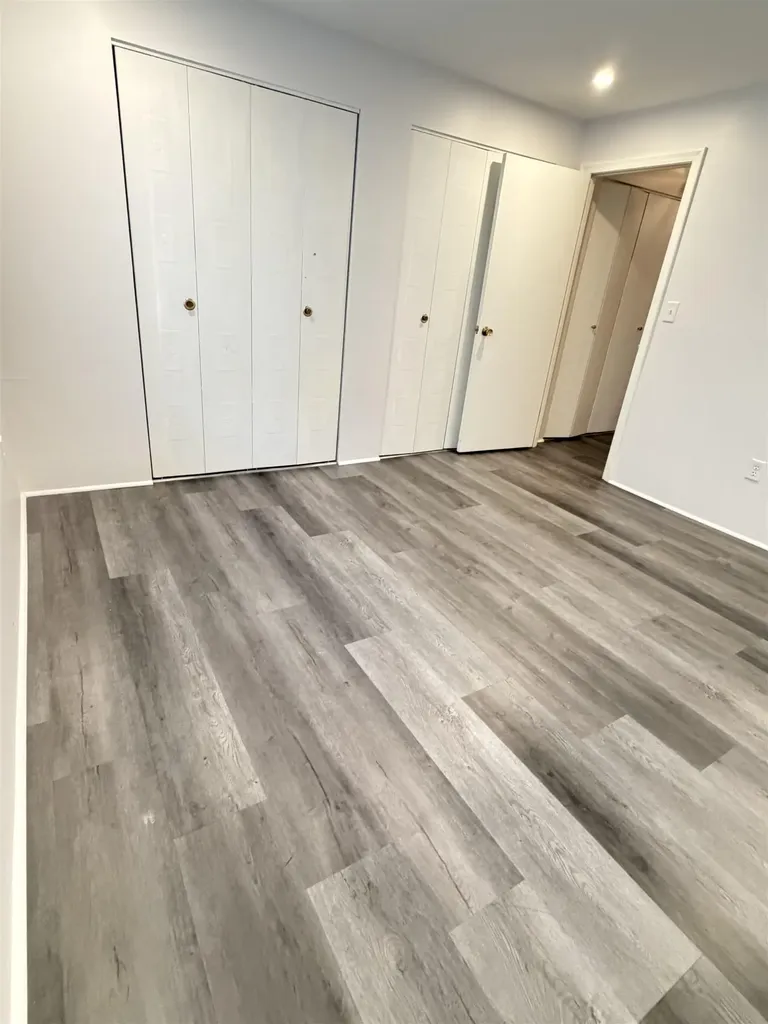 9 Louisburg Square Nashua NH 03060