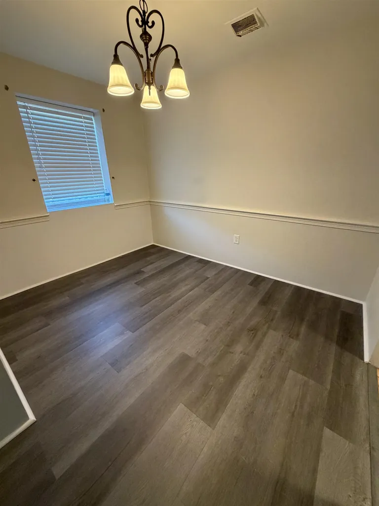 9 Louisburg Square Nashua NH 03060