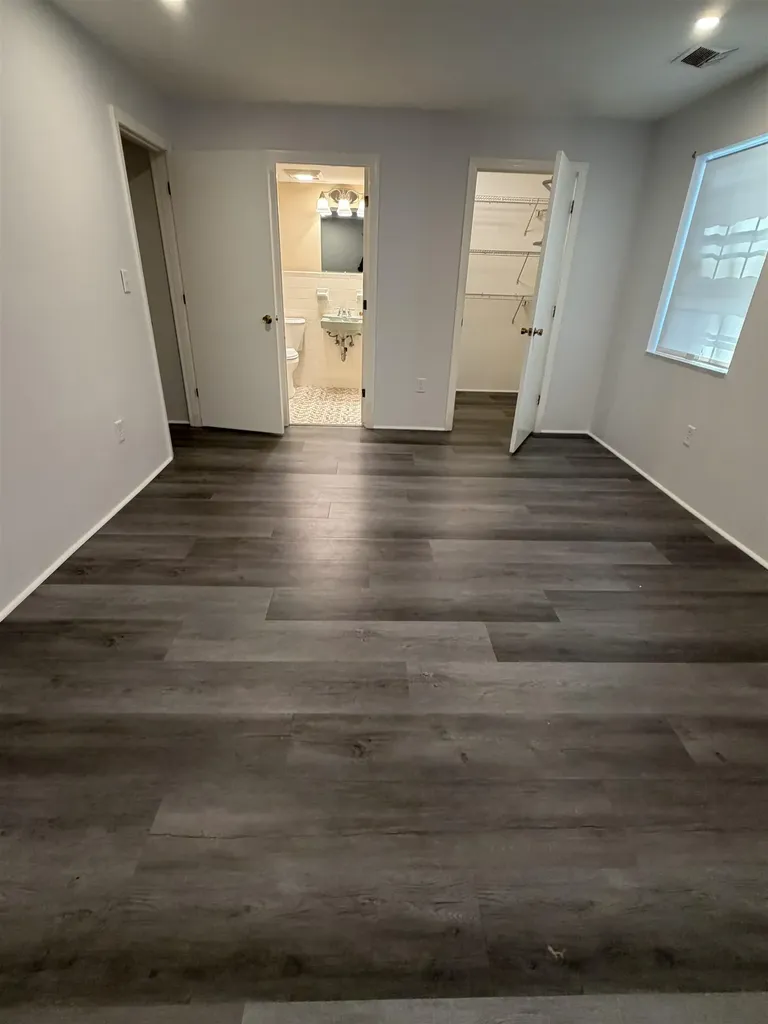 9 Louisburg Square Nashua NH 03060