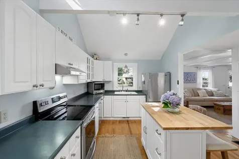 31 Perkins Road Rye NH 03870
