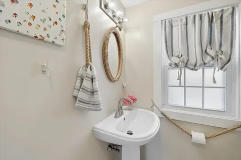 31 Perkins Road Rye NH 03870
