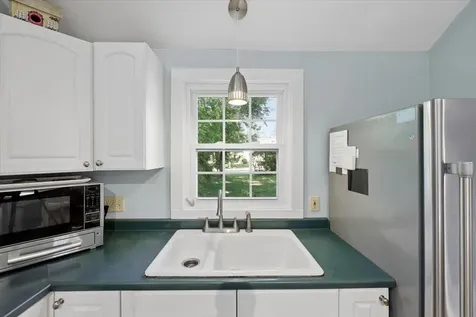 31 Perkins Road Rye NH 03870