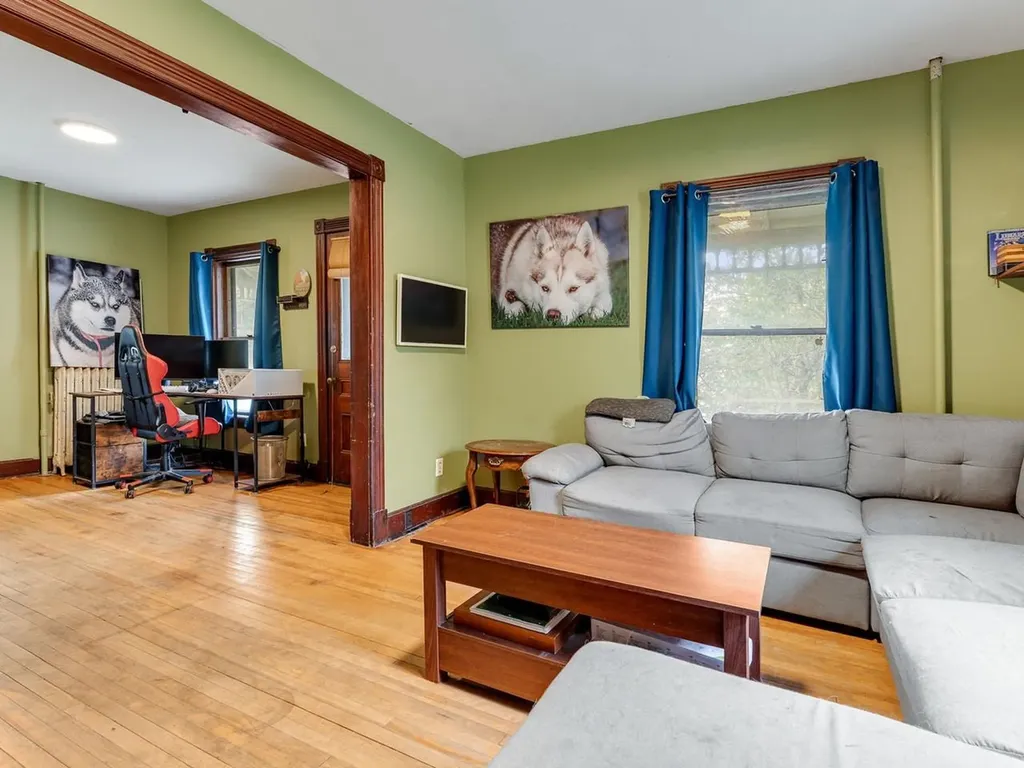 89 Court Street Middlebury VT 05753