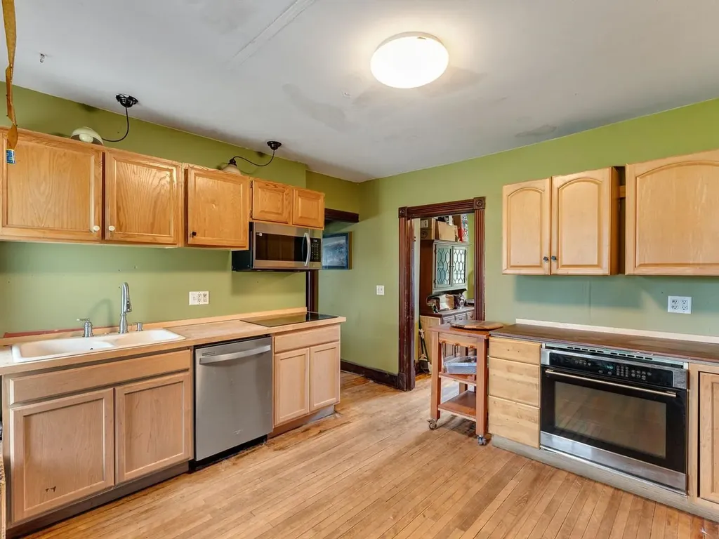 89 Court Street Middlebury VT 05753