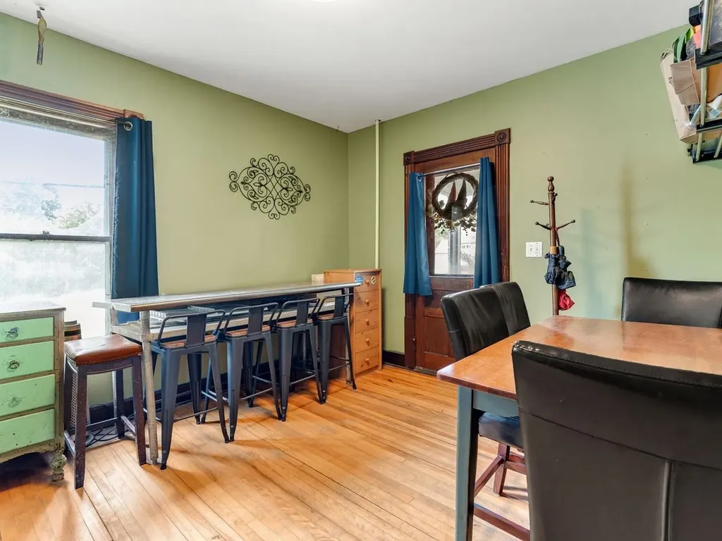 89 Court Street Middlebury VT 05753